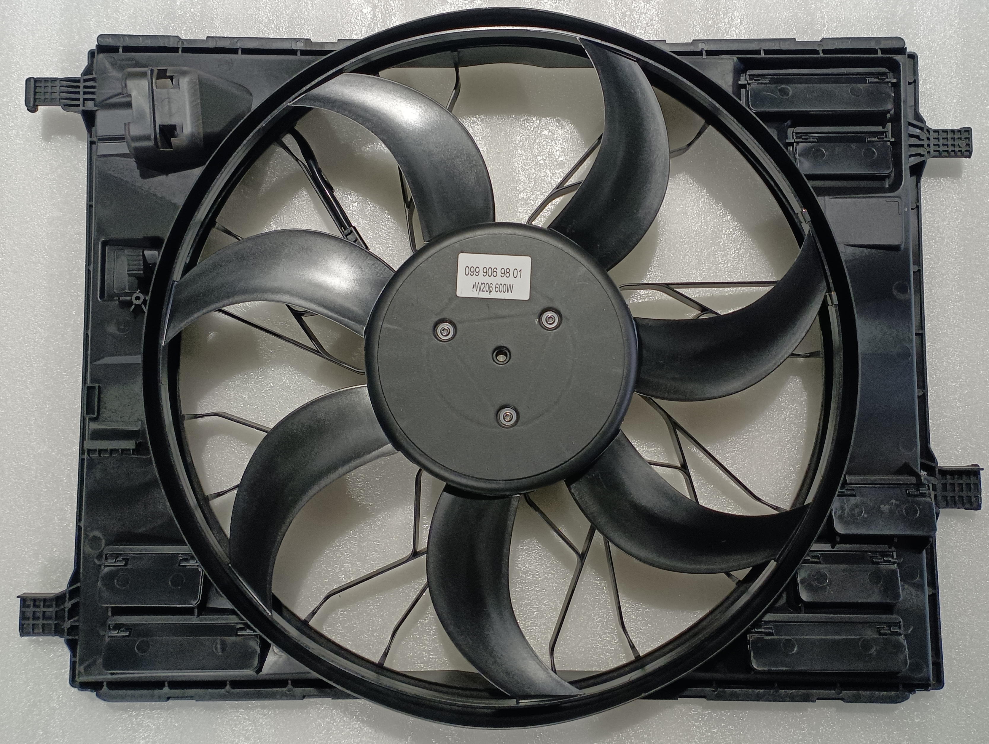 Mercedes-Benz Cooling Fan Assembly W206 600W W206