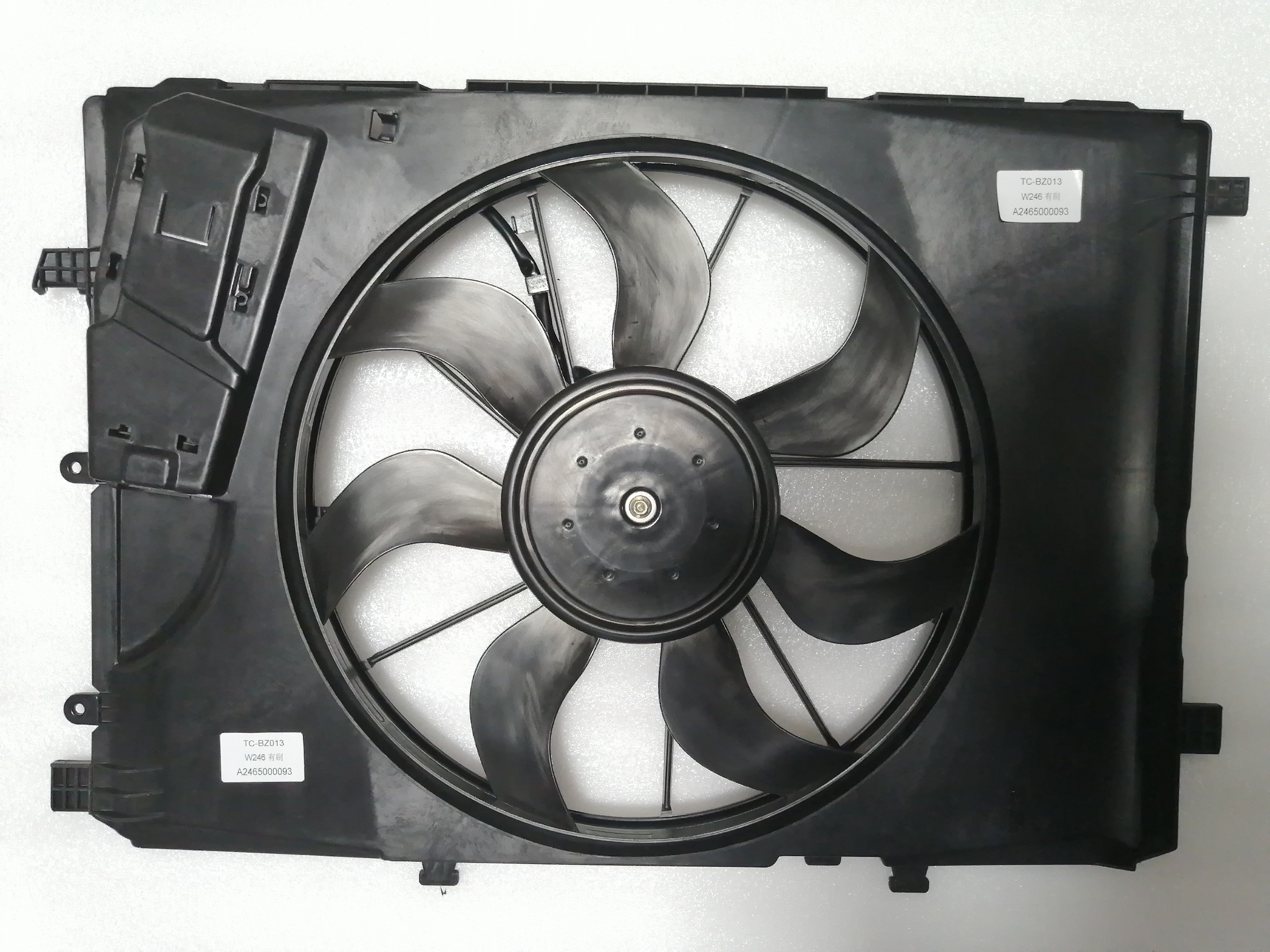 Mercedes-Benz Cooling Fan Assembly W246 400W W246