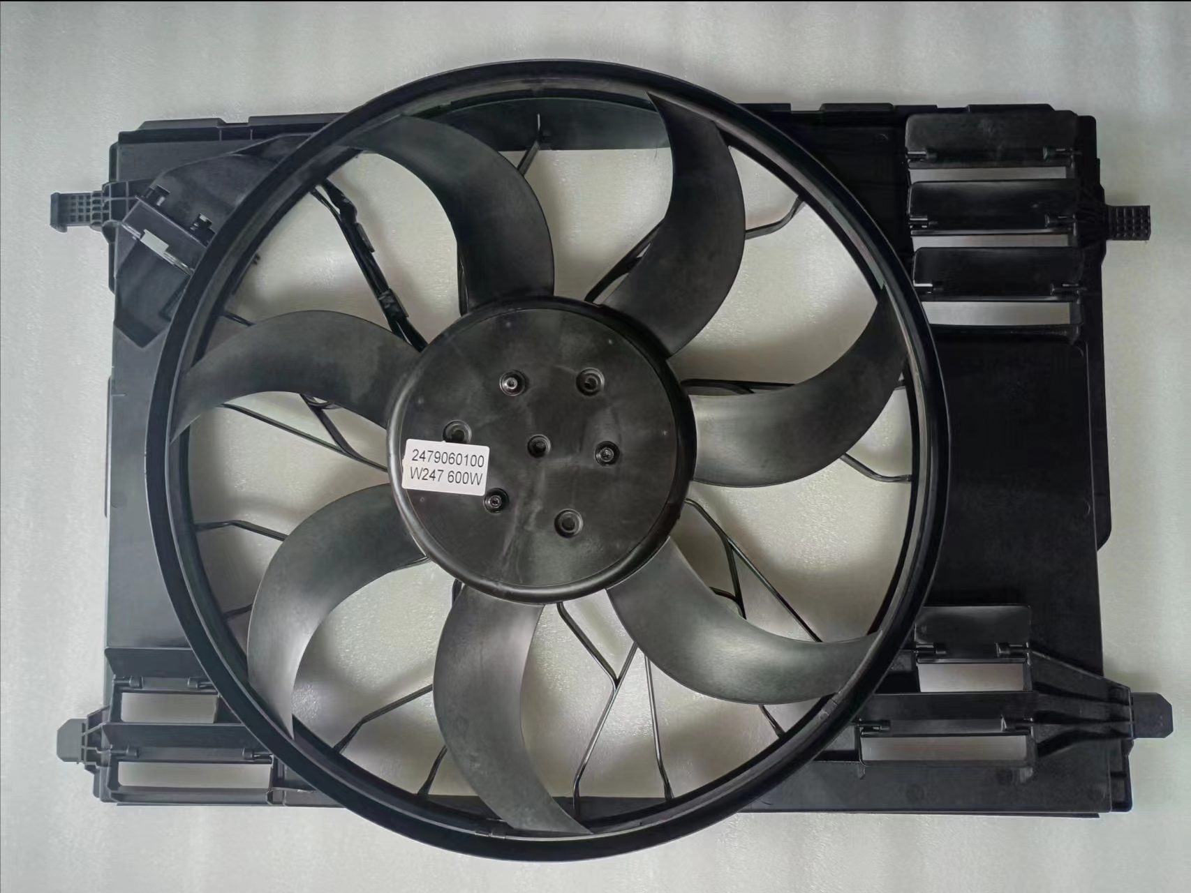 Mercedes-Benz Cooling Fan Assembly W247 600W W247
